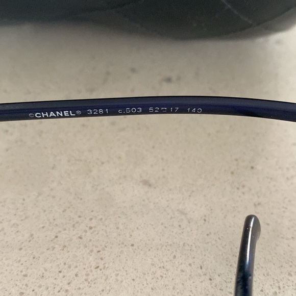 Chanel eyeglass frames - Picture 6 of 7